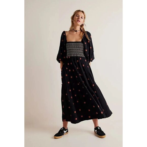 Free People Dresses & Skirts - Free People Dahlia Embroidered Maxi Dress Black Combo Smocked Floral  B37